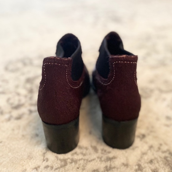 Clark’s Narrative Calf Hair Booties - Picture 4 of 4